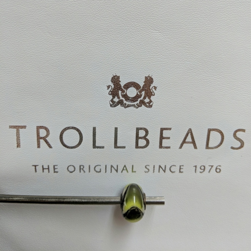 Green Armadillo Bead
